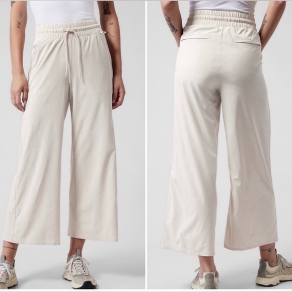 Pants - Athleta Avenue Wide Leg Crop